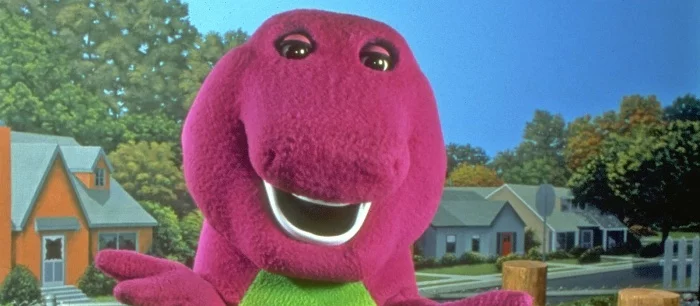 Всех врагов в Resident Evil Village заменили на розовых динозавриков. И вот что получилось