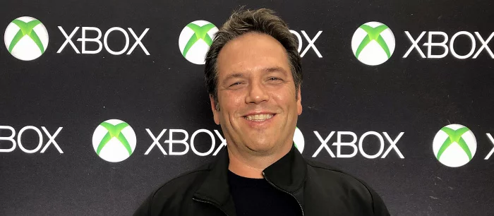 Фил Спенсер пристыдил Sony за то, как она выпускает эксклюзивы на PC