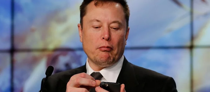 Хакеры-«анонимусы» объявили войну Илону Маску. Вот в чём обвиняют «императора Марса»