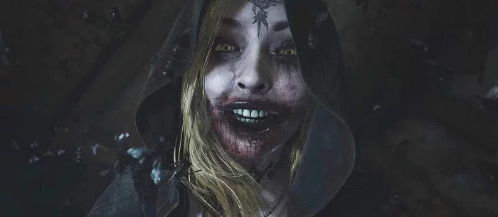 Русская красавица показала обжигающий косплей одной из дочерей леди Димитреску со свечами (18+)