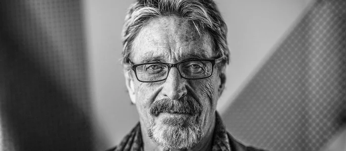 Создатель антивируса McAfee Джон Макафи найден мертвым в тюрьме