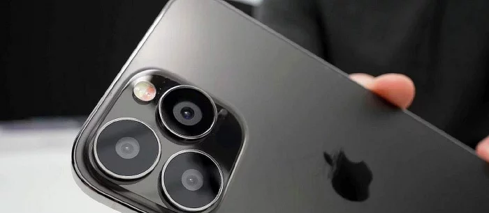 В России уже принимают предзаказы на iPhone 13 за 2,7 миллиона рублей