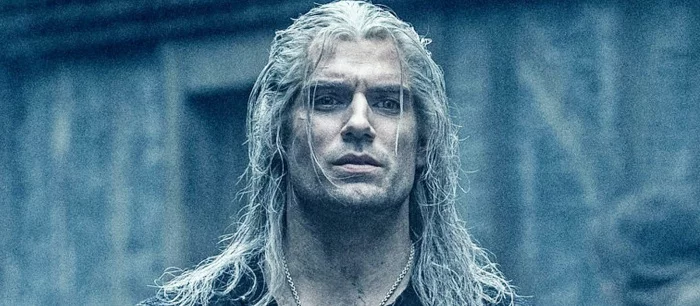 В сети создали петицию с просьбой заменить Генри Кавилла в «Ведьмаке». Его девушку обвиняют в расизме