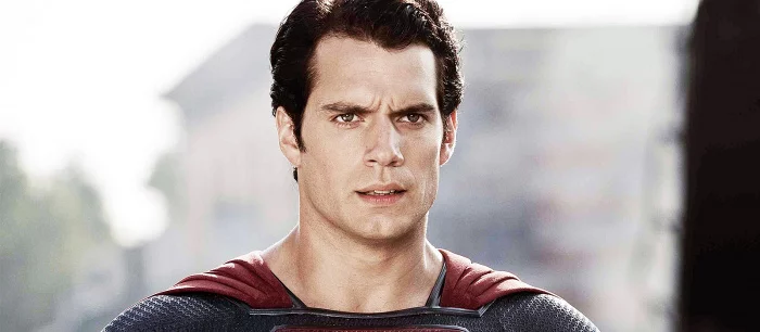 «Кларк Кент попрощается с нами» — DC нашла замену классическому Супермену. Нового персонажа могут сделать геем
