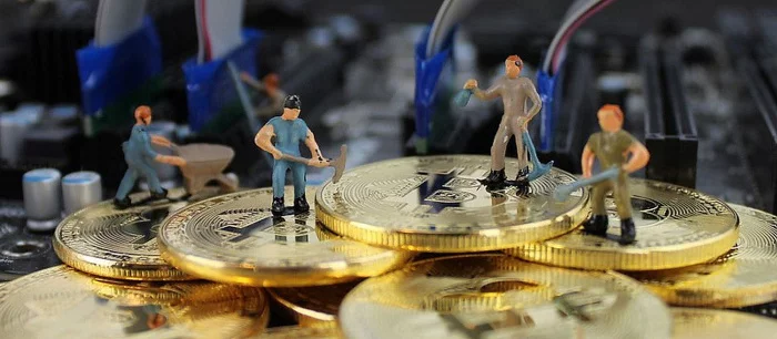 И поиграть, и намайнить — Sapphire показала очень необычную видеокарту