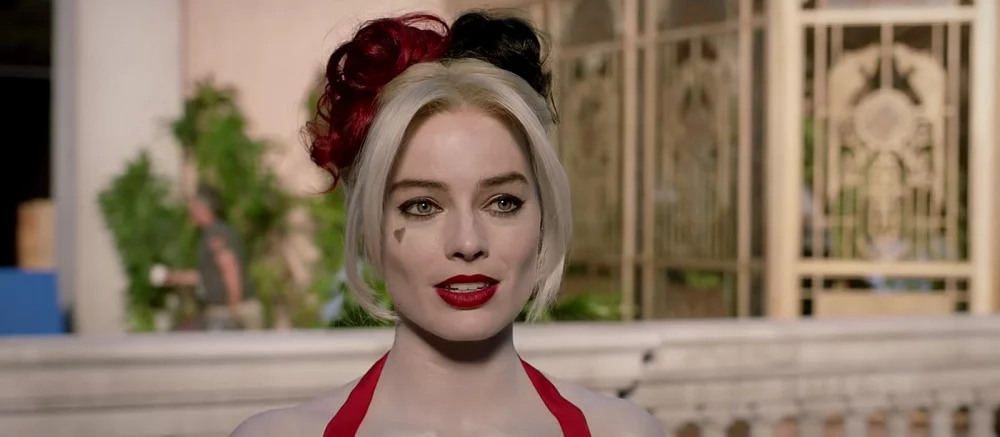 Прекрасна, как Марго Робби. Петербурженка надела красное белье для косплея Харли Квинн из «Отряда самоубийц»