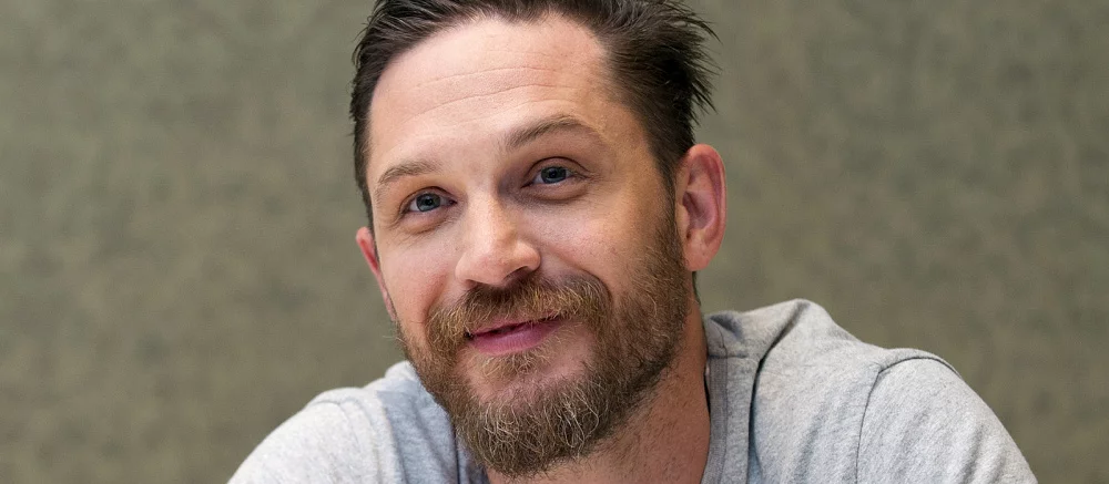 Том Харди намекнул на встречу Венома и Человека-паука Тома Холланда. Фото было быстро удалено