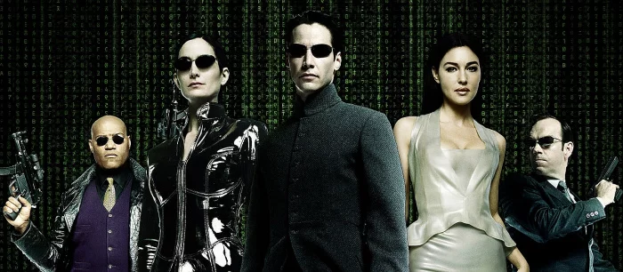 В первом трейлере «Матрицы 4» Нео дерется с Морфеусом и взрывает вертолеты