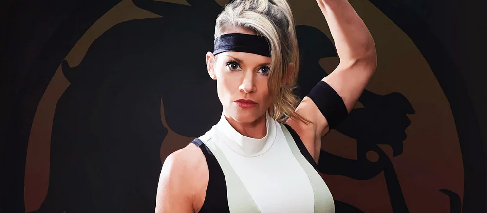 51-летняя Соня Блейд из культовой Mortal Kombat 3 показала, как дерется на ринге спустя 26 лет
