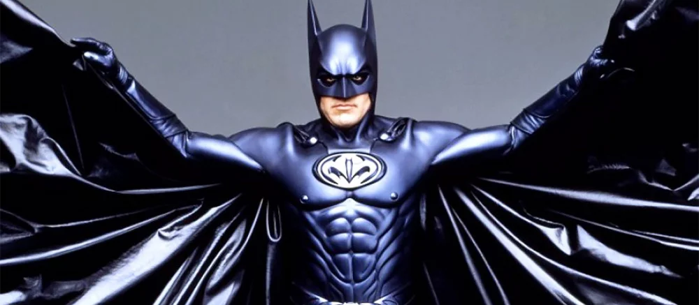 Джордж Клуни вновь вспомнил про соски Бэтмена и объяснил, почему его не будет в новом фильме «Флэш»