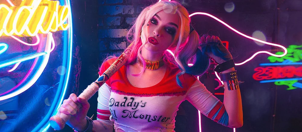 Конкурс: задай вопрос красотке Софии Летяго и получи шанс выиграть много крутых игр!