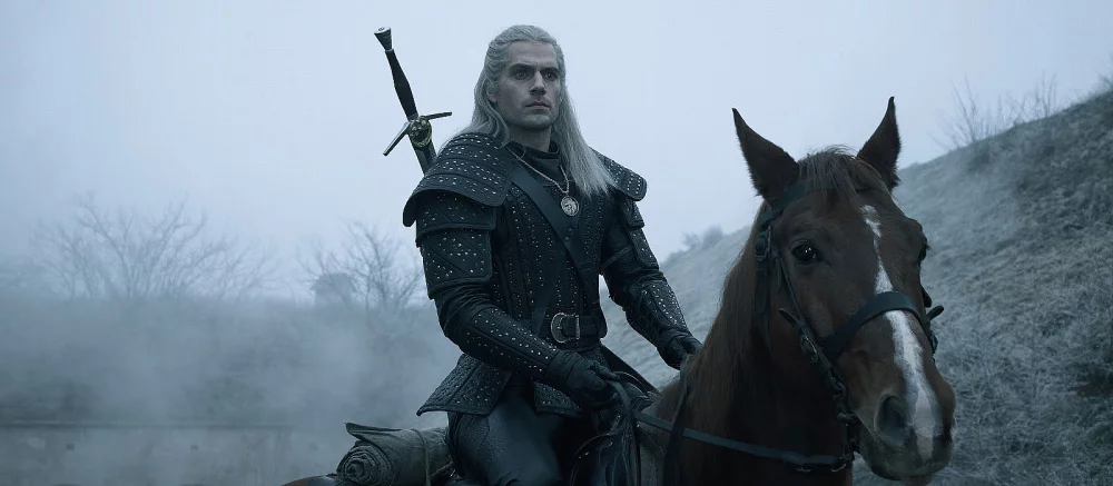 Второй сезон «Ведьмака»: свежий постер с Генри Кавиллом и отличия от первого сезона