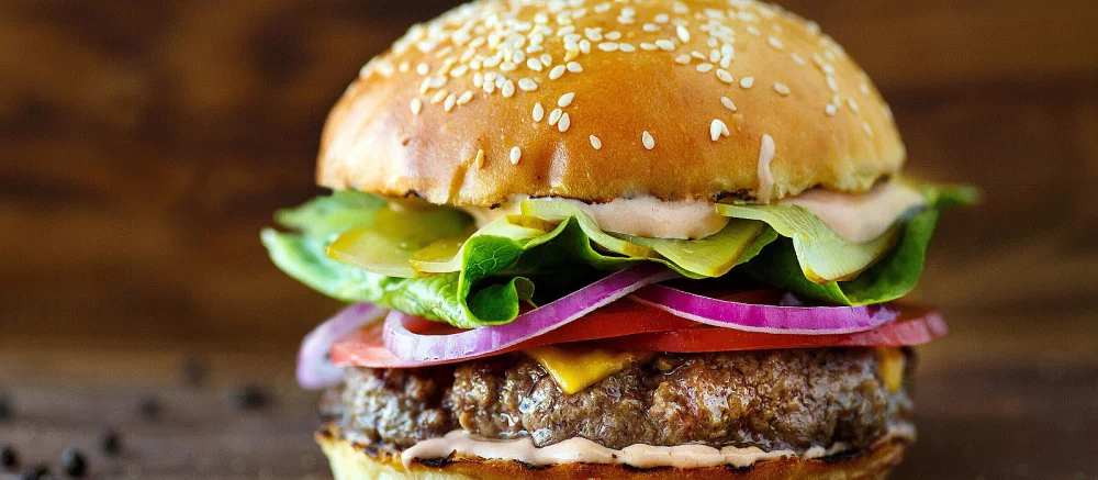 Фанат нашёл новый баг в GTA: The Trilogy, связанный с бургером, и пробился в топ Reddit