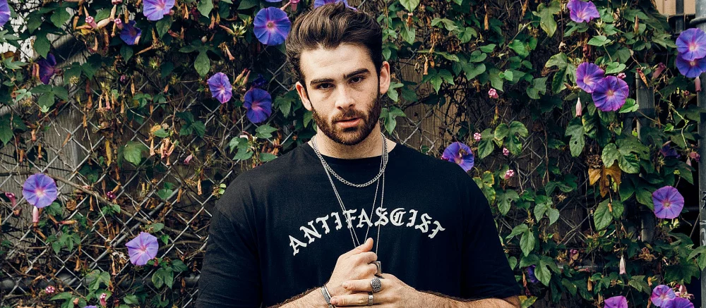 Стрелочка повернулась: Twitch забанил трех стримеров за «расизм против белых»