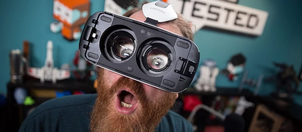 В специальном VR-жилете вы сможете почувствовать попадание пуль и капли дождя