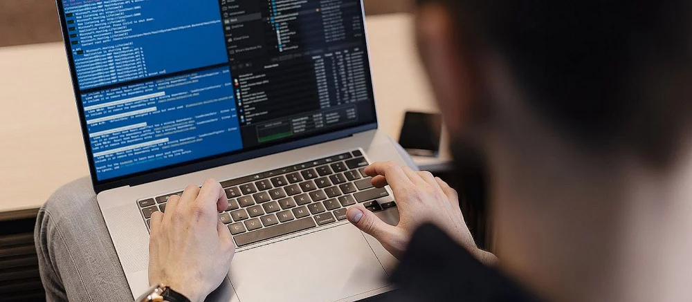 СМИ: США может запретить ввоз в Россию смартфонов и ноутбуков