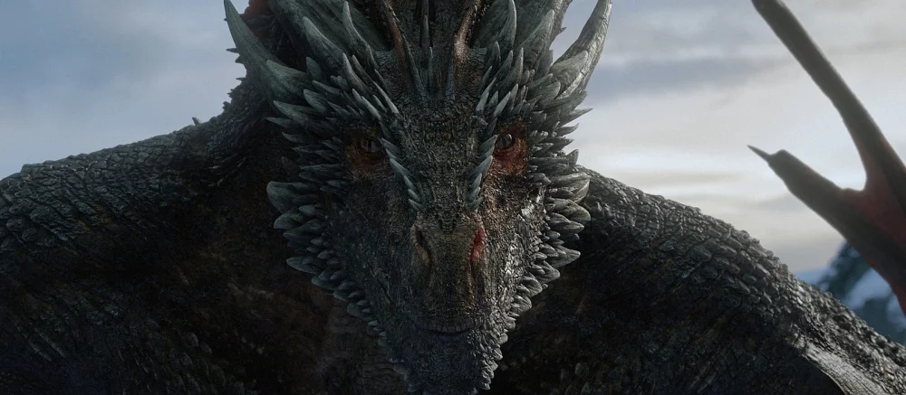 Видео: скульптор построил 17-метрового дракона из «Игры престолов», который умеет дышать огнем