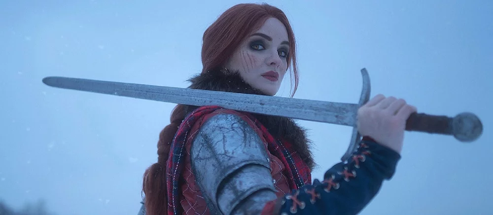 Лучший косплей недели: практически обнажённая Эвелинн из группы K/DA, Бэла Димитреску в красивом белье и озорная Харли Квинн