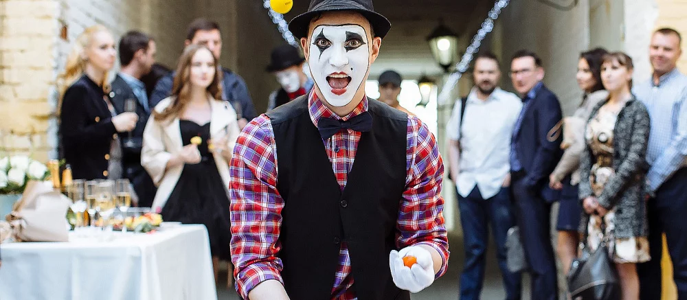 На ПК можно бесплатно забрать шутер от первого лица Mr Maim с мимом и клоунами