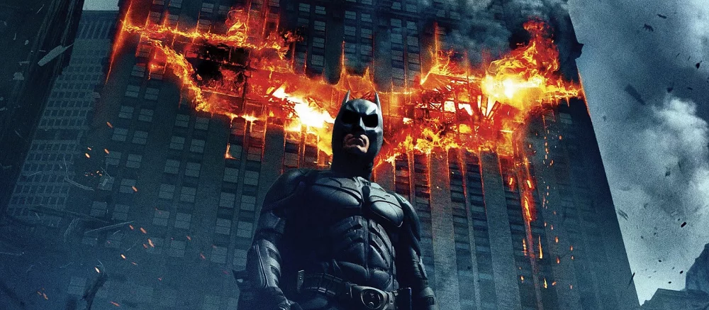 Роберт Паттинсон рассказал, какой совет дал ему Бэтмен из «Темного рыцаря»