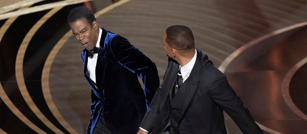 Джим Керри осудил реакцию на удар Уилла Смита во время «Оскара-2022»