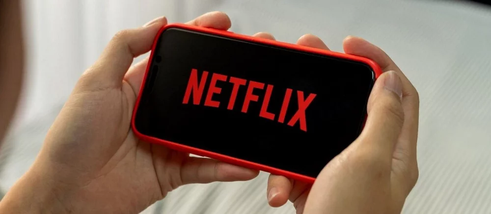 СМИ: Netflix приостановит работу в России