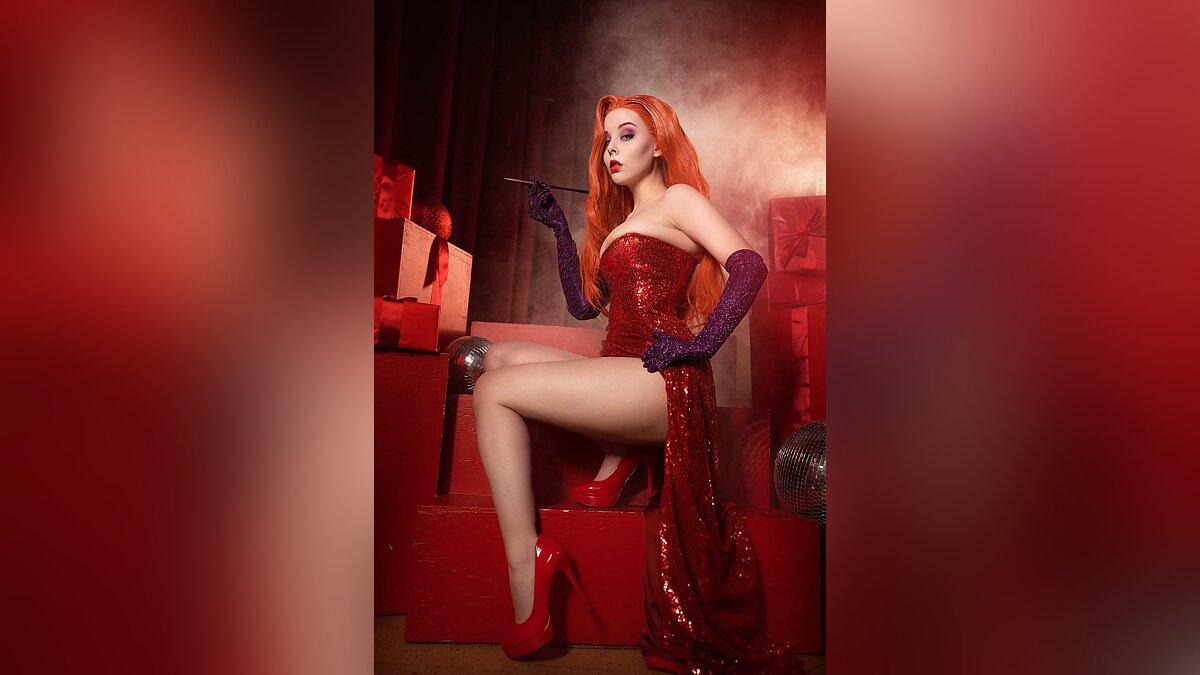 Sexy Jessica Rabbit Cosplay