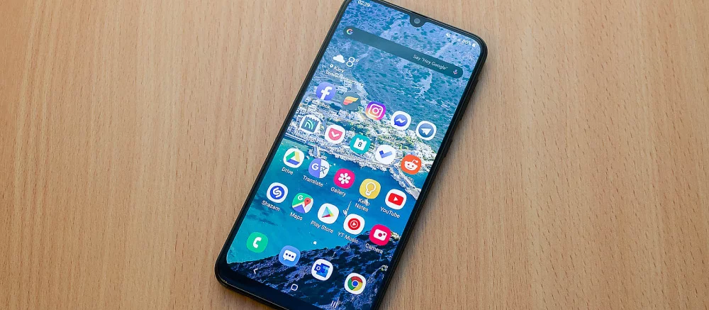 Эксперты считают, что смартфонов и бытовой техники в России хватит максимум до лета