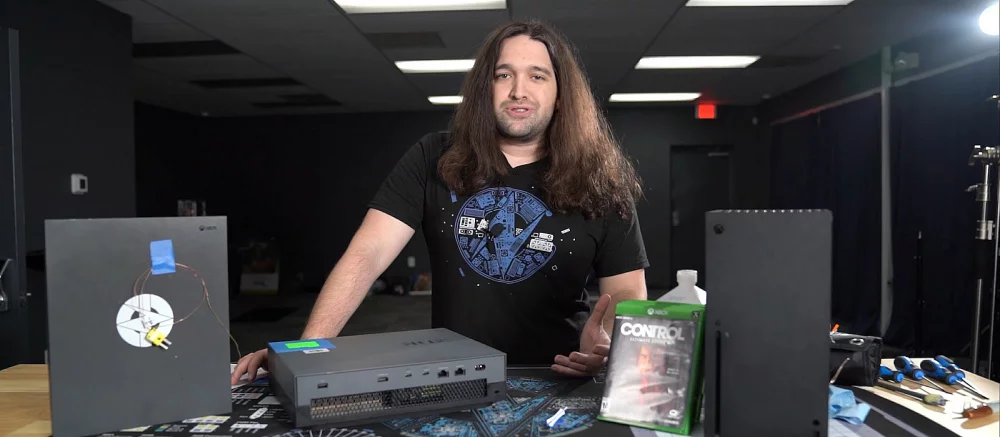 Энтузиаст узнал, насколько девкит Xbox Series X мощнее серийной консоли