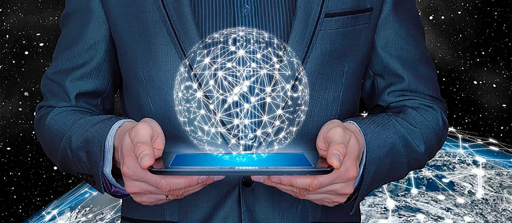 Мишустин призвал айтишников не уезжать из России и сделать отечественный аналог Google Play