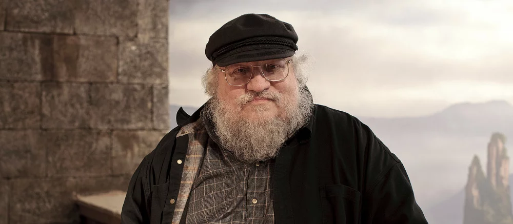 Автор «Игры престолов» рассказал, как правильно убивать своих персонажей, и раскритиковал «Звездные войны»