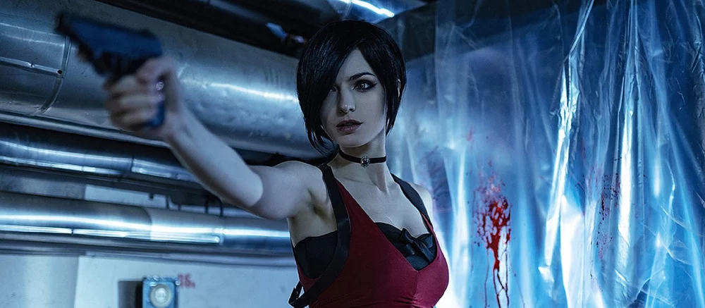 Каноничный и фансервисный косплей на Аду Вонг от самых красивых россиянок