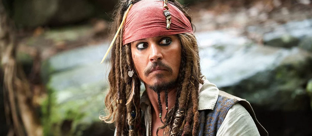 Капитан Джек Воробей идёт на дно со своим кораблем, или Суд между Джонни Деппом и Эмбер Хёрд. Кто же наложил кучу в кровать?