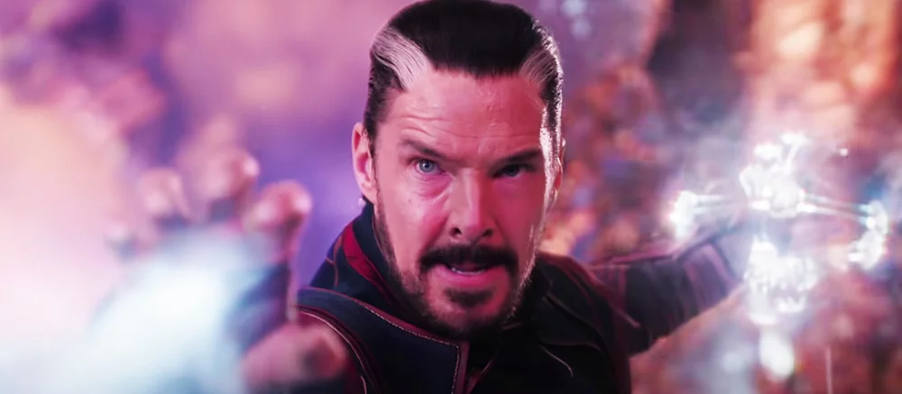 «Marvel сделала фильм ужасов» и «Фанаты супергероев сойдут с ума» — появились первые реакции на «Доктора Стрэнджа 2»