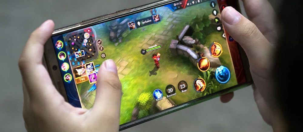 Стало известно, насколько упали расходы россиян на мобильные игры