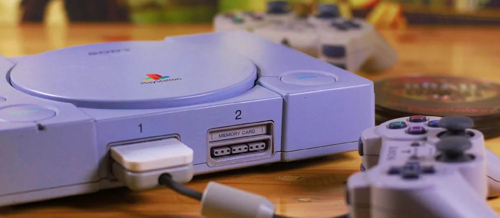 Утекли первые изображения и видео, на которых показали, как на PS5 работает игра с первой PlayStation