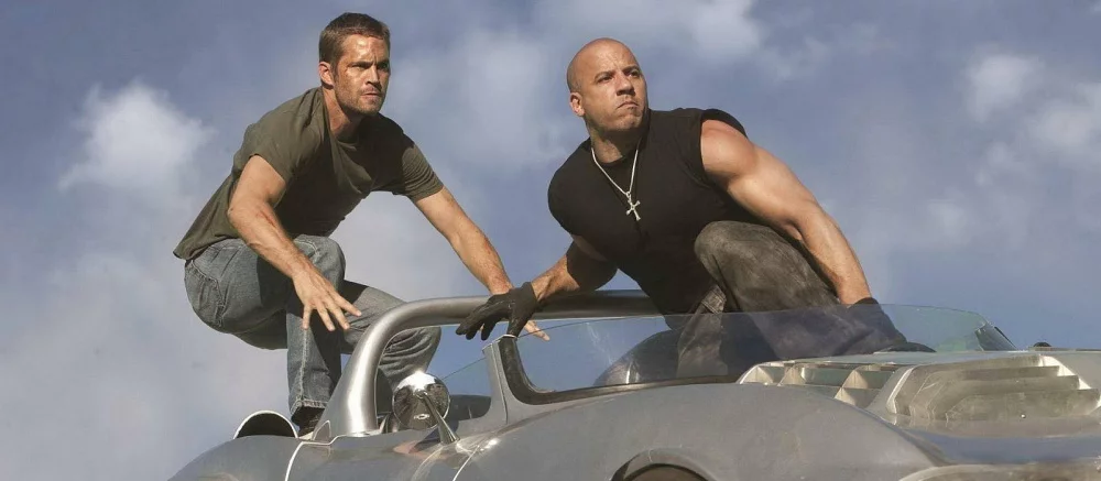 Звезда «Форсажа» заявил, что новая часть вернет серию к истокам. Неужели покажут гонки?