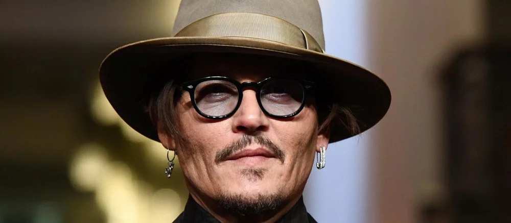 Джонни Деппа обвиняют в избиении коллеги по фильму. Суд пройдет в июле