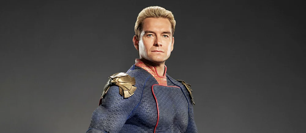 Хоумлендера из «Пацанов» перенесли в мир «Мстителей» и показали его встречу с Таносом