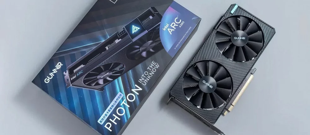 В Китае вышла первая десктопная видеокарта Intel за 8500 рублей