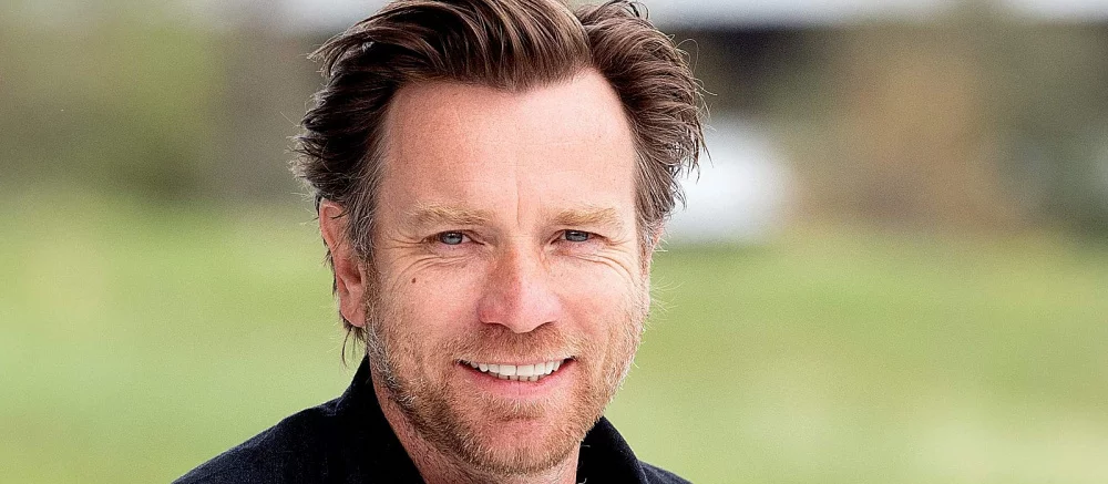 Юэн МакГрегор рассказал о куче «гомоэротических фан-артов» с Оби-Ваном и Энакином