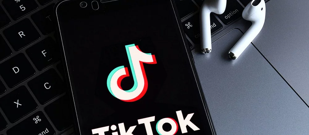 СМИ сообщили, что с 27 сентября в России разблокируют TikTok. Другие СМИ почти сразу это опровергли