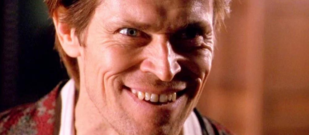 Уиллема Дефо и Хоакина Феникса объединили в одном персонаже. Так мог бы выглядеть Джокер со смешанной внешностью