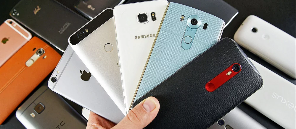 В России хотят разрешить продавать смартфоны и ноутбуки без предустановленного отечественного ПО. Но недолго