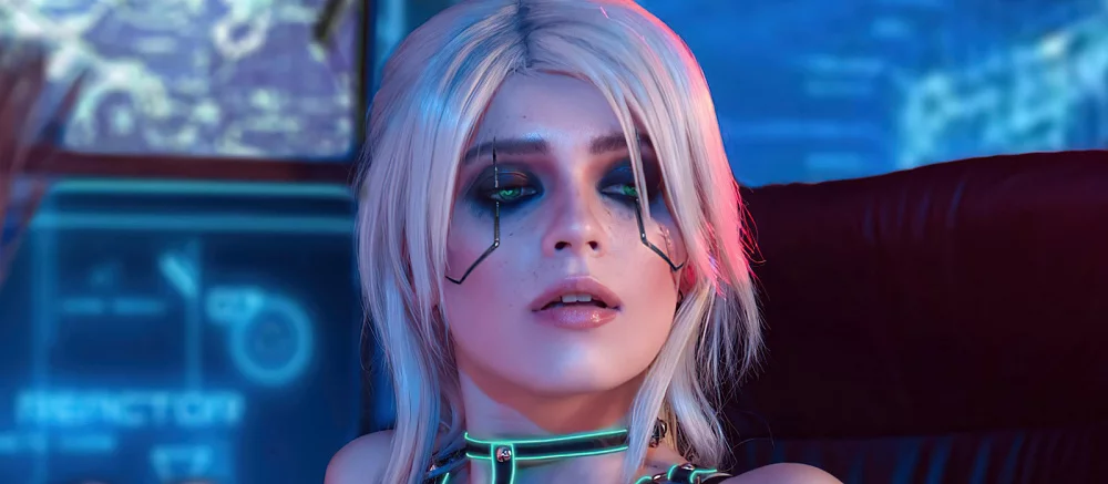 Цири из The Witcher 3 оголили живот и перенесли в мир фантастики. Так она могла бы выглядеть в Cyberpunk 2077