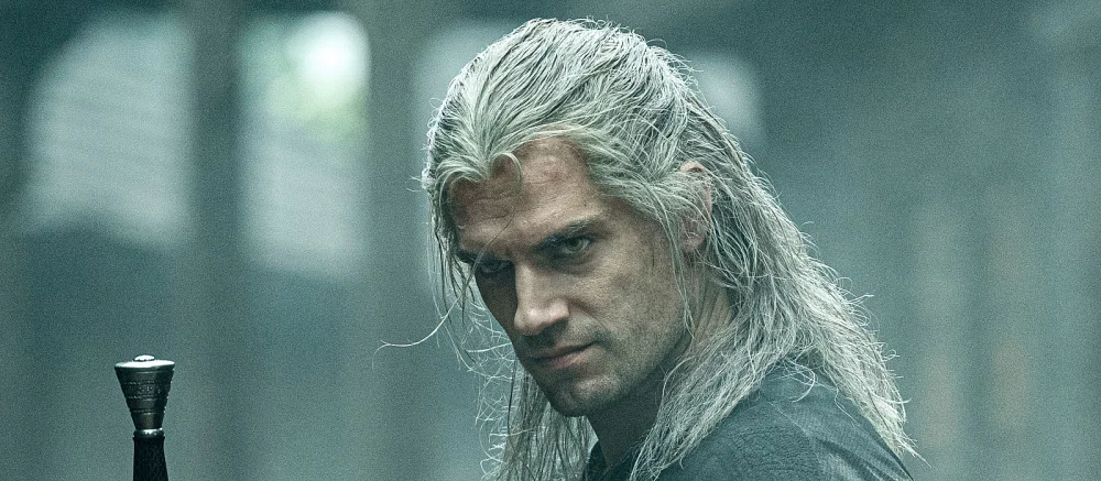 Из ведьмаков в Таргариены: художник показал Генри Кавилла в образе одного из героев «Дома дракона»