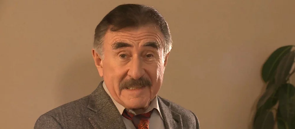 «Самое лучшее на Ютубе»: Леонид Каневский устраивает пьяный дебош в Skyrim — видео