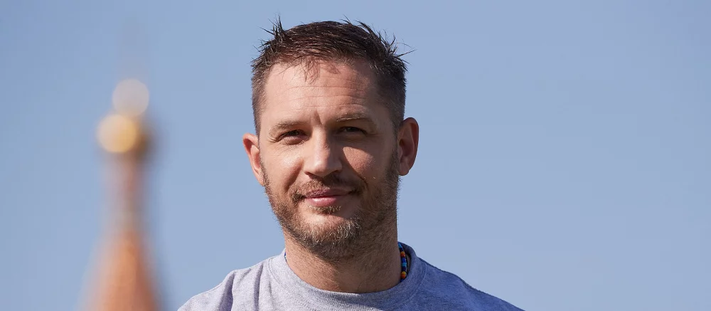 Том Харди выиграл две золотые медали в турнире по джиу-джитсу. Видео с соревнований