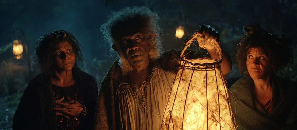 «Да, эльфы так не выглядели, а теперь выглядят»: актеры ответили на критику чернокожих героев из сериала по «Властелину колец»