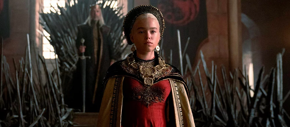 Художник превратил персонажей «Дома Дракона», Лунного рыцаря и Локи в героев мультика